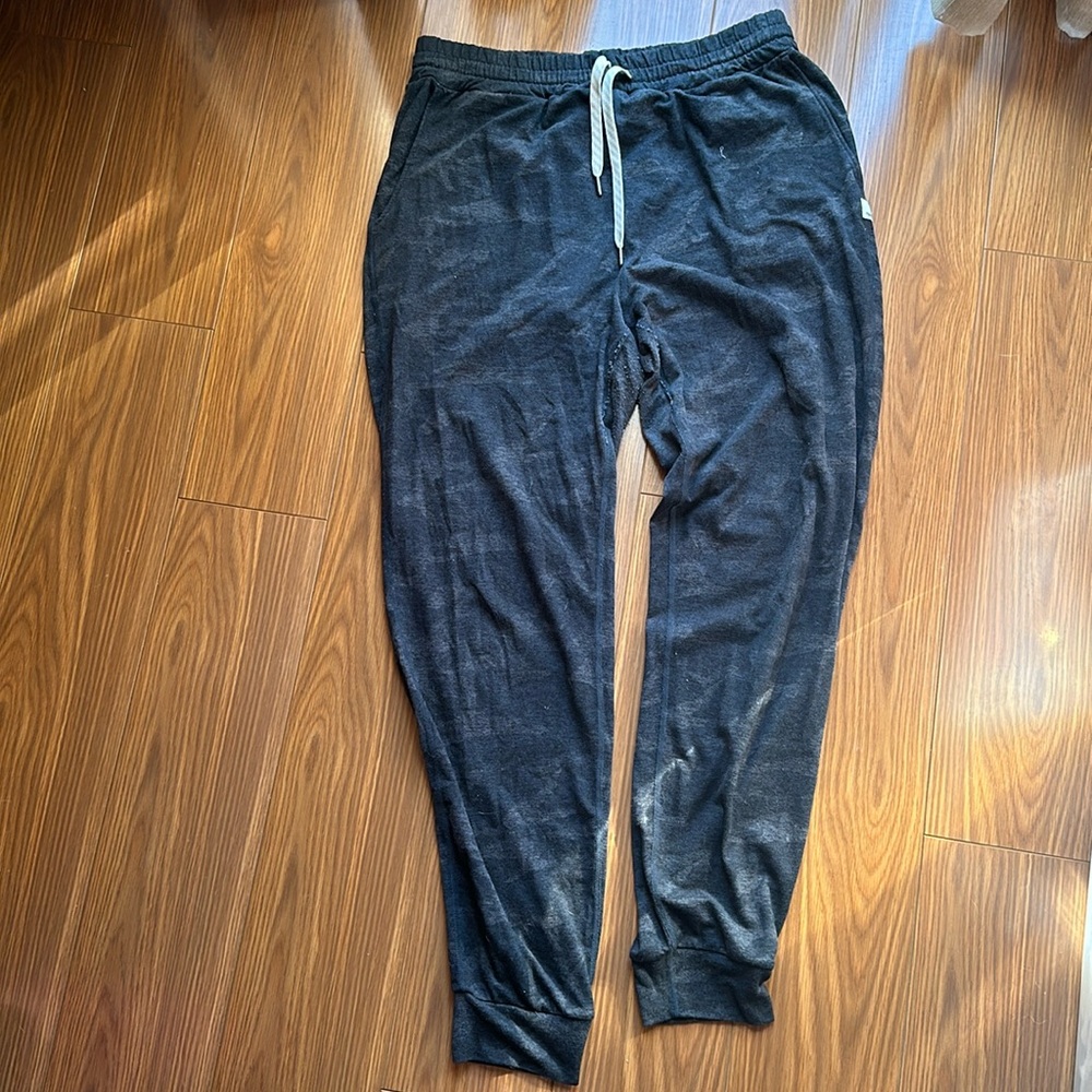 Vuori Performance Jogger